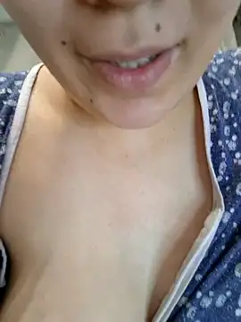 Snapshot of Emilyhomegirl1 chatting on January 13, 2026, 3:06 pm Emilyhomegirl1 online show from January 13, 2026, 3:06 pm