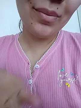 Snapshot of Emilyhomegirl1 chatting on February 23, 2026, 5:49 am Emilyhomegirl1 online show from February 23, 2026, 5:49 am