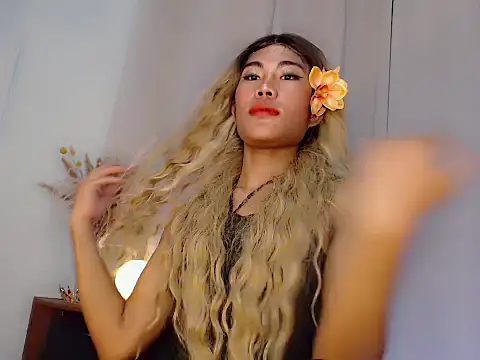 MIASEX980271 online show from March 29, 2026, 7:58 pm