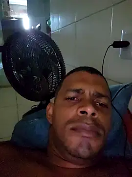 marreta240675 online show from March 5, 2026, 10:33 am