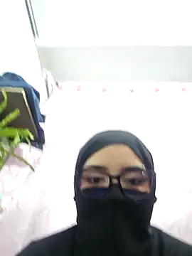 Dalia Reem online show from December 20, 2025, 12:23 pm