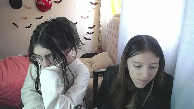 Briar y Blair online show from March 5, 2026, 2:35 pm