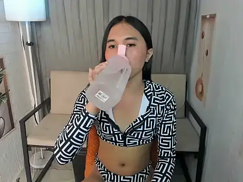 Snapshot of BigCockLiah chatting on March 3, 2026, 4:18 am BigCockLiah online show from March 3, 2026, 4:18 am