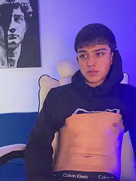 lian fooxx online show from February 13, 2026, 3:24 am