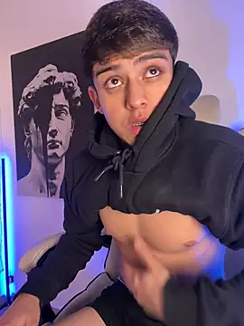 lian fooxx online show from February 25, 2026, 3:49 am