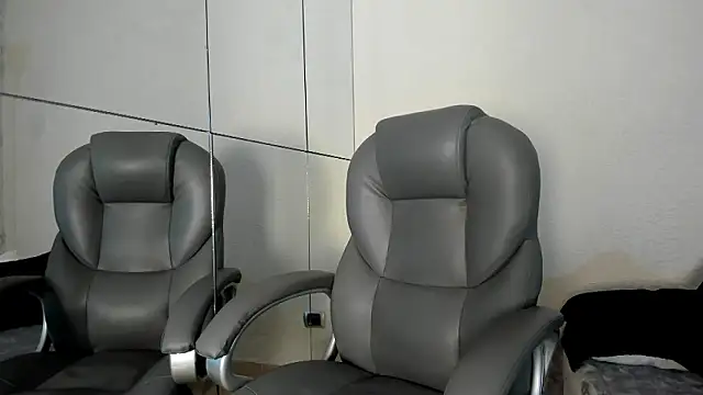  TaylorBlack online show from March 12, 2026, 11:27 am