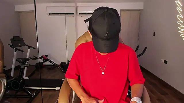  TaylorBlack online show from April 18, 2026, 11:47 am