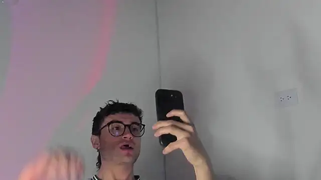 charlie dicker online show from March 15, 2026, 1:33 am