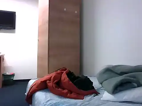 sweetpinoy2027 online show from April 1, 2026, 3:20 pm