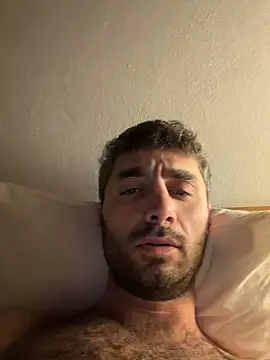 Snapshot of Josedmrx chatting on December 17, 2025, 9:32 pm Josedmrx online show from December 17, 2025, 9:32 pm