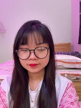    KARA    online show from March 30, 2026, 12:11 am