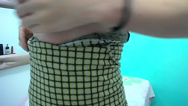 nicol grey online show from February 24, 2026, 2:42 am