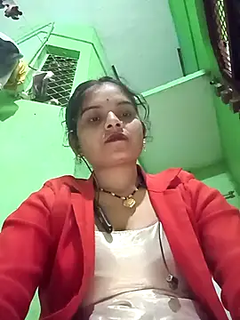 Snapshot of Uma_pande chatting on December 19, 2025, 2:24 pm Uma pande online show from December 19, 2025, 2:24 pm