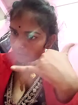 Snapshot of Uma_pande chatting on February 11, 2026, 12:26 am Uma pande online show from February 11, 2026, 12:26 am