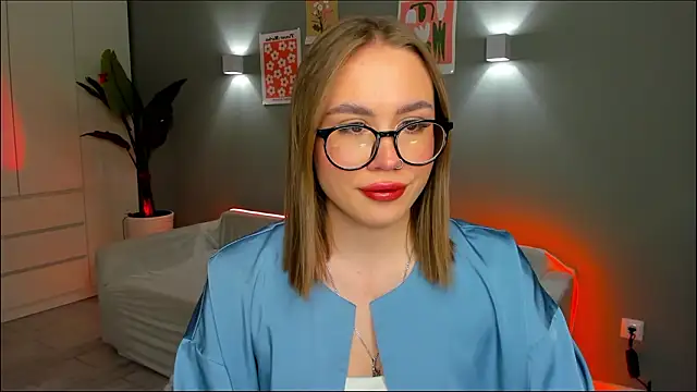 Aurelia Voss online show from January 14, 2026, 8:03 pm