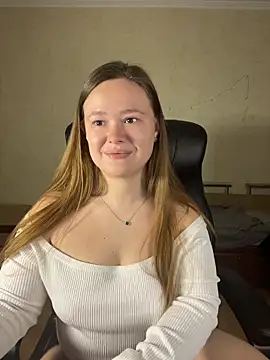 CaramelleSugarr online show from April 8, 2026, 8:20 pm