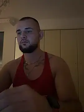 LunaFoxTip online show from February 11, 2026, 7:08 pm