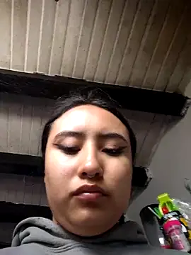 Venuz Rivers  online show from February 16, 2026, 3:41 pm