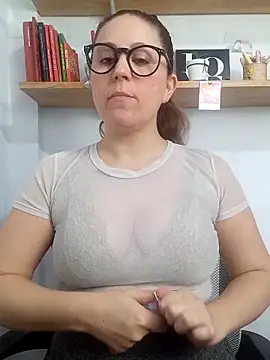 SofiEsteves online show from March 24, 2026, 2:22 pm