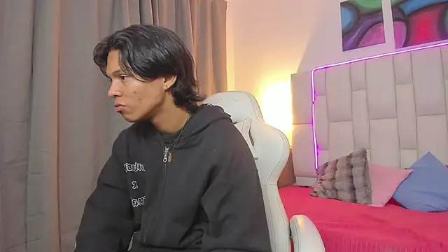 AndyKings 1 online show from March 24, 2026, 4:06 am