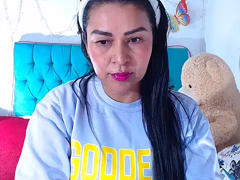 MarilynRoxy online show from January 11, 2026, 4:28 am