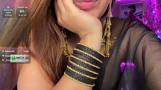 Snapshot of DimondGirl_ chatting on June 8, 2026, 1:28 am DimondGirl online show from June 8, 2026, 1:28 am
