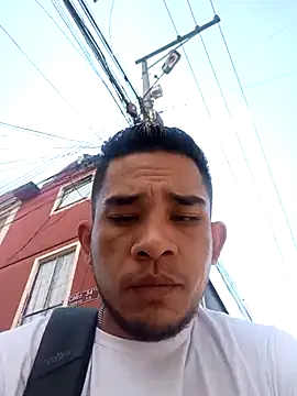 Snapshot of Gloryholeroom chatting on March 21, 2026, 7:17 pm Gloryholeroom online show from March 21, 2026, 7:17 pm