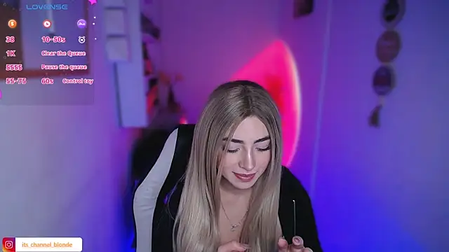 channel blondee online show from February 12, 2026, 8:48 pm