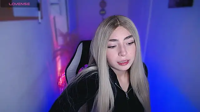 channel blondee online show from April 27, 2026, 11:47 pm