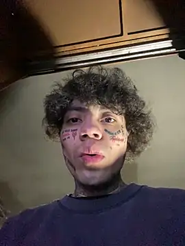 baby young online show from December 20, 2025, 6:09 am