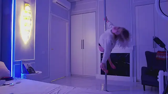 IvyBriggs online show from January 9, 2026, 6:10 pm