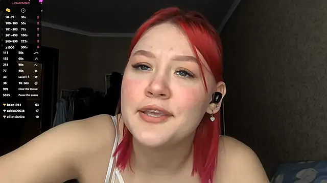 Snapshot of BigHeartMia chatting on December 19, 2025, 3:52 pm BigHeartMia online show from December 19, 2025, 3:52 pm