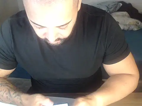 drlluis online show from February 2, 2026, 12:37 pm