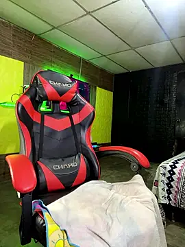 JustynAle2025 online show from January 13, 2026, 3:34 am