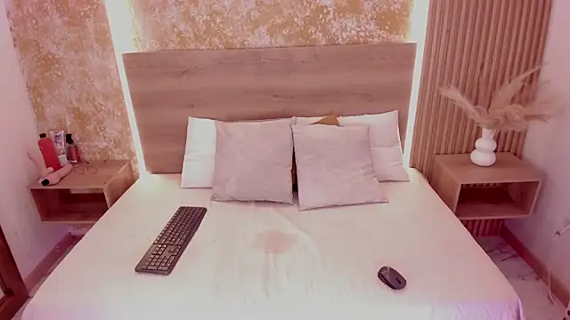 Snapshot of amber__ferrera chatting on January 31, 2026, 7:45 pm amber ferrera online show from January 31, 2026, 7:45 pm