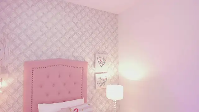 Snapshot of amber__ferrera chatting on February 25, 2026, 11:42 am amber ferrera online show from February 25, 2026, 11:42 am