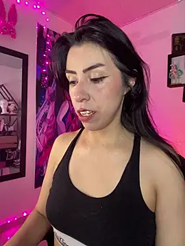 Sky Girl LS online show from January 19, 2026, 3:32 am