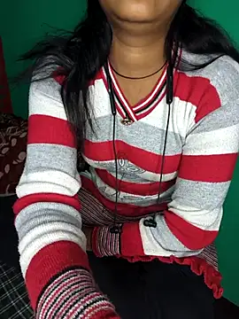 QWEEN7B online show from December 20, 2025, 1:51 pm