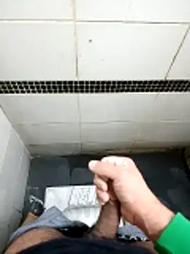 musa27272 online show from March 4, 2026, 10:27 pm