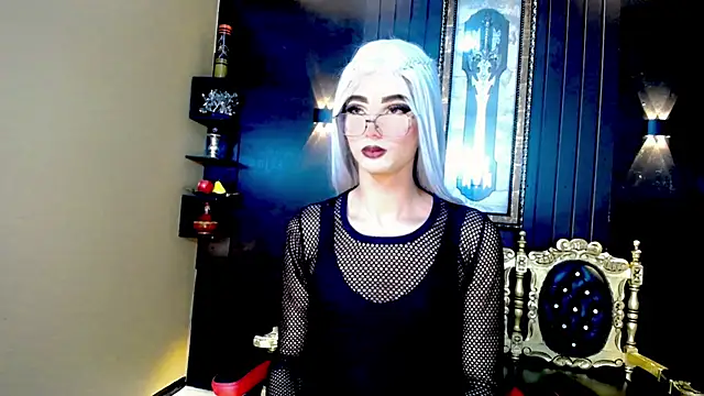 Sharlo  online show from January 11, 2026, 3:22 am