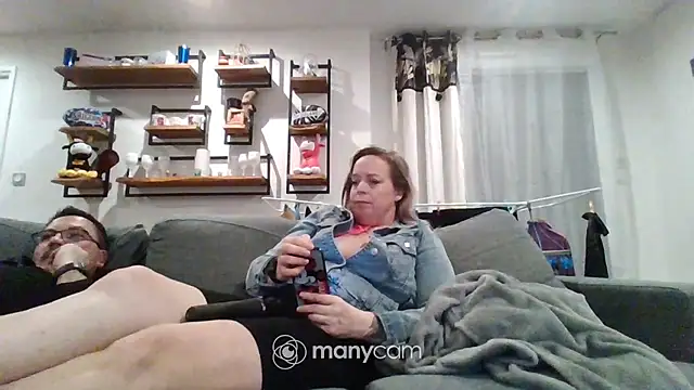 Snapshot of Miss-Chupagirly chatting on February 10, 2026, 8:46 pm Miss-Chupagirly online show from February 10, 2026, 8:46 pm