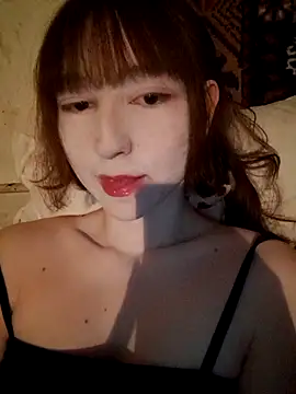 Yoonhee ki online show from May 8, 2026, 9:20 pm