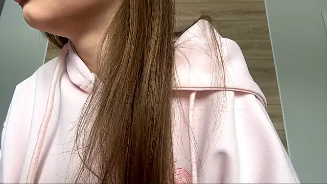 Snapshot of lisa_montana chatting on February 4, 2026, 9:59 am lisa montana online show from February 4, 2026, 9:59 am