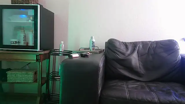 Snapshot of MISTERANDDEMI chatting on February 8, 2026, 9:51 pm MISTERANDDEMI online show from February 8, 2026, 9:51 pm