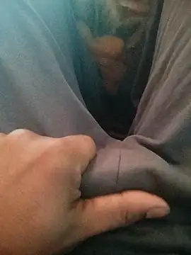 Snapshot of jhonysinc21 chatting on December 19, 2025, 8:54 am jhonysinc21 online show from December 19, 2025, 8:54 am