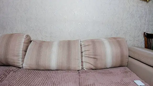 bella  angels online show from January 12, 2026, 6:29 am