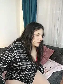 paulina coxx online show from February 20, 2026, 12:05 pm