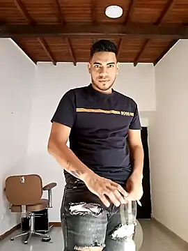 Moreno latino sex online show from December 19, 2025, 8:05 pm