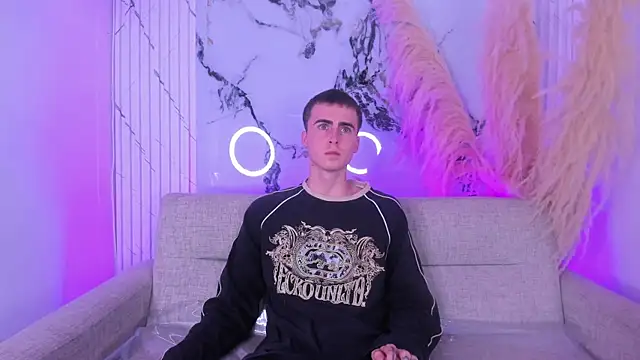 Snapshot of SpaceBoy1 chatting on February 21, 2026, 12:00 am SpaceBoy1 online show from February 21, 2026, 12:00 am