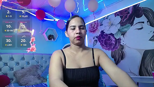 nicol ross19 online show from February 24, 2026, 2:20 am